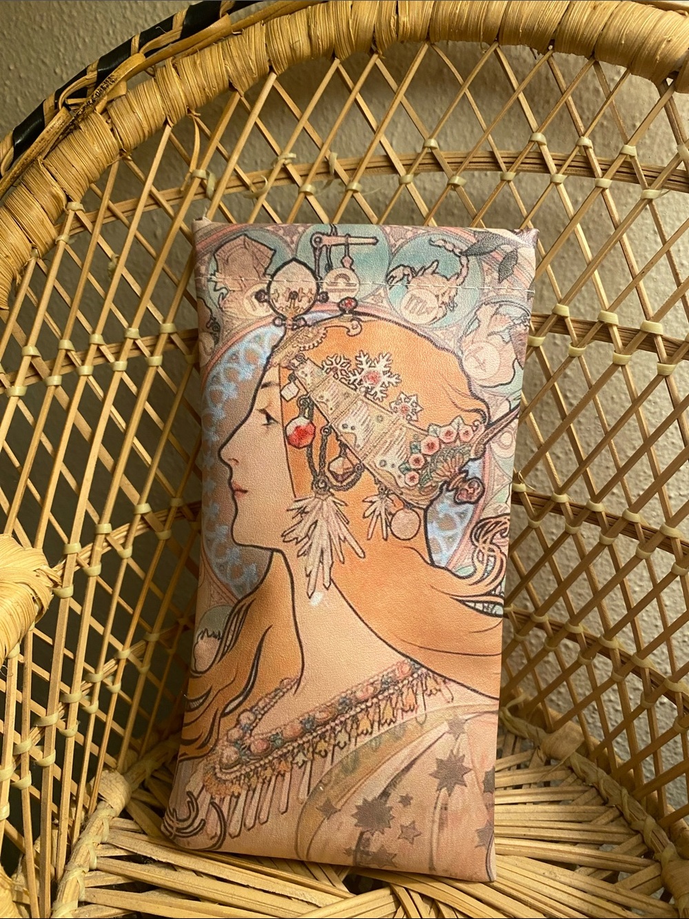 Mucha stule print- faux leather- pouch - eyeglasses case